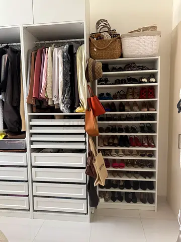 Dressingroom furniture