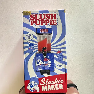 Slush Puppie Slushie Maker - Perfect for Cool Treats!