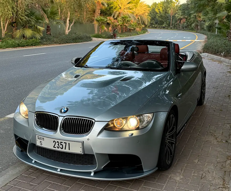 E93