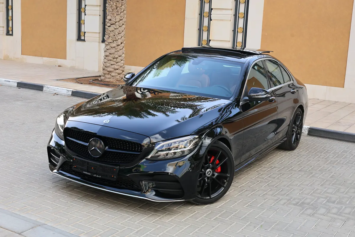 Mercedes-Benz C-Class 2021 — photo 1 of 20