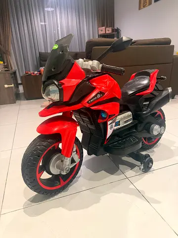 Selling kids electric chargeable scooters (Heavy bike)