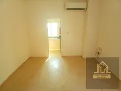 Ready to move apartment available prime location near bus station only family
