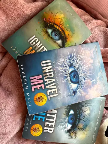 Trendy Shatter me series first three books by Tahereh Mafi