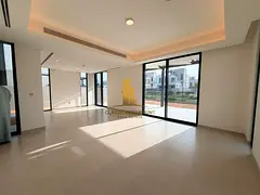For Rent | On Park | Vastu Unit | 4 Bed Extra Room