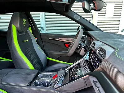 صورة مصغرة 5 لـ 2024 Lamborghini URUS