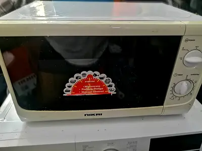Microwave for sale Expatrate leaving Urgent sale