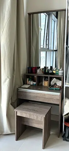 Dresser with Big Mirror and Storage Compartment