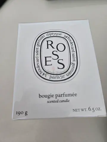 Diptyque Roses Scented Candle