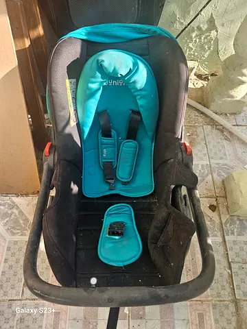 كراسي سيارة