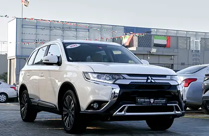 Mitsubishi Outlander - 2023 - GCC - 4WD - 4V - 7 seats Accident-Free - 2.4L - Excellent Condition