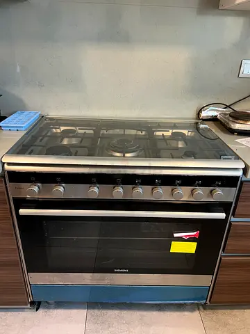 SIEMENS 5 Burner Gas Cooker 90 X 60 Cm , HG73G6357M Silver