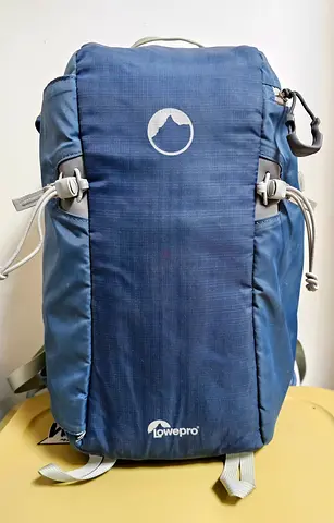 Lowepro flipside sport 15l blue