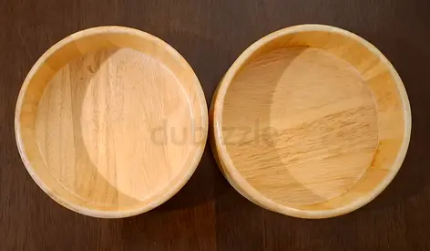 2 Small Wooden Bowls ٢ وعاء خشب غميق