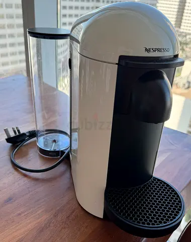 Perfect Nespresso Vertuo Plus Coffee Machine Water Tank 1.1 L, White.