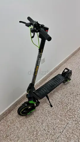Eco-Friendly Electric Scooter for Easy Commuting