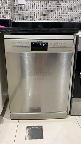 SIEMENS IQ300 Dishwasher three raks