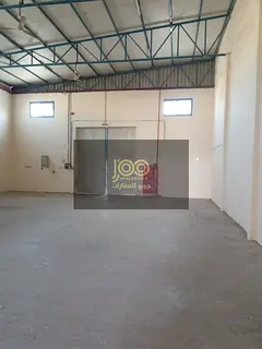 A spacious warehouse is available for rent in the Umm Al Thu'ub area. It has ample space and can