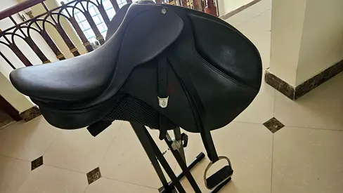 Bates Caprilli Horse Saddle