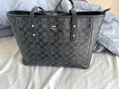 Elegant Coach Tote Bag for Sale