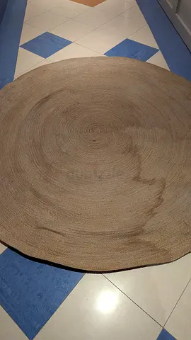 Natural Round Jute Rug