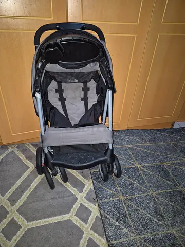 Reliable and Comfortable Standard Stroller for Your Little One