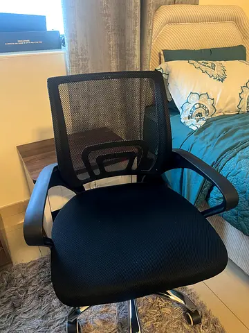 Desk chair