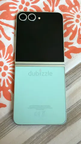 Samsung Galaxy Z Flip 6 - (with original box and charger) under warranty with bill