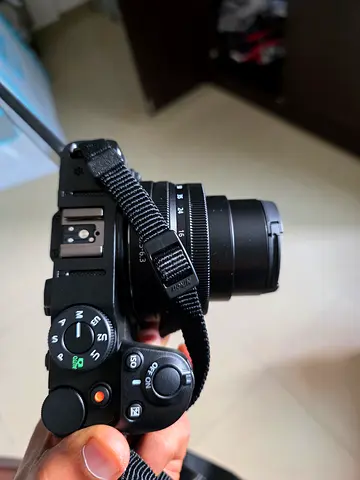 Nikon digital camera z30 with warranty