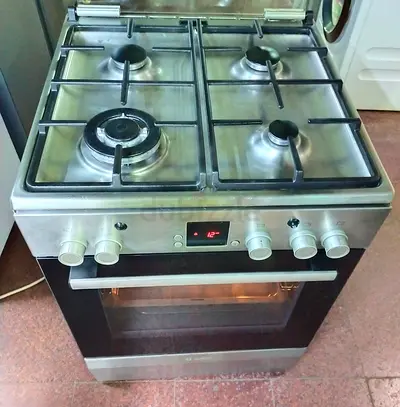 Bosch Digital 4 Burner Full Gas Cooker Range. New Model