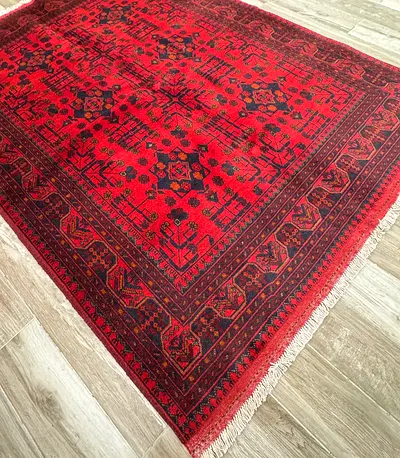 Beautiful Traditional khal Mohammadi  Rug - Perfect for Any Room