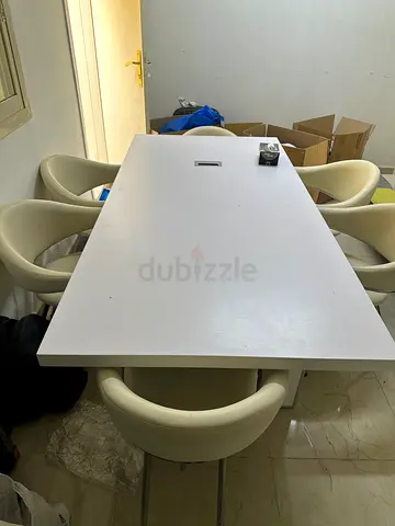 Modern Dining Table with Stylish Chairs