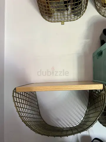 Chic Wire Wall Basket with Wooden Shelf* 8 pieces