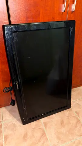 Panasonic LCD TV 32 inch