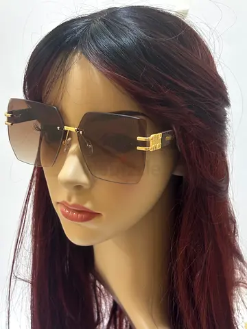 Miu Miu sunglasses elegant style Brand new
