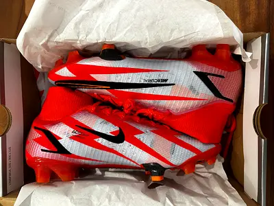 Brand New Nike Superfly 8 Elite CR7 Football Cleats - UK 9