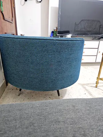 Comfortable Round Pouf Ottoman