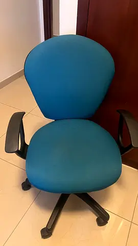 Desk chair