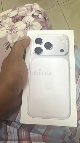 I phone 17 pro silver 256 GB box