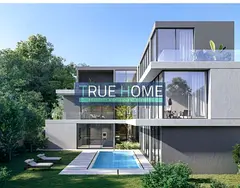 Spacious 5 BR Villa in Tilal City with Pool &amp;lift