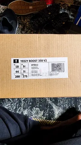 Yeezy Boost 350 V2 Sneakers - Size US 10