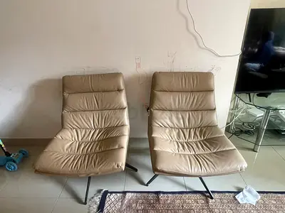Comfortable Pair of Modern Lounge Chairs