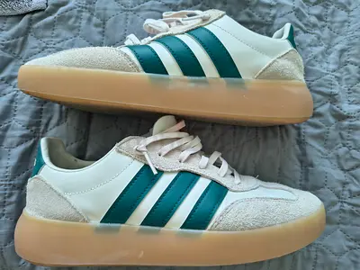 Adidas Sneakers in Excellent Condition
