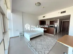 Contemporary Furnished Studio I Bright &amp; Spacious I On High Floor