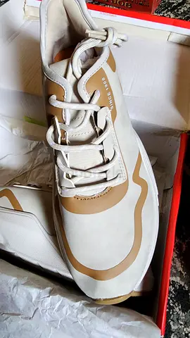 Lee Cooper Beige Athletic Shoes brand new EU43