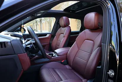2024 Porsche CAYENNE thumbnail 13