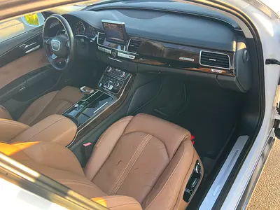 2015 AUDI A8 缩略图 14