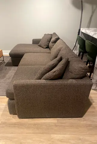 Cratebarrel lounge deep L shape sofa