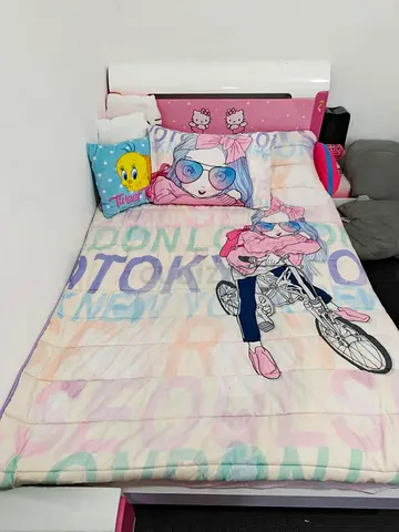 Colorful Cartoon Themed Bedding Set for Kids