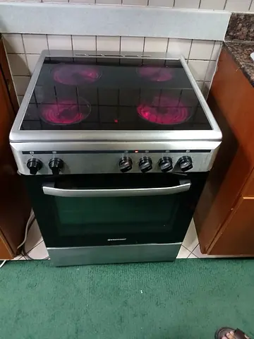 Westpoint 4 Burner Cooker Electric Ceramic 60cm