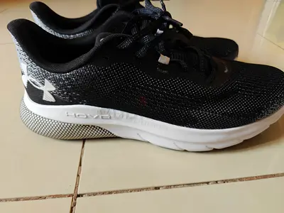 45.5 size Under Armour HOVR Running Shoes - Great Condition